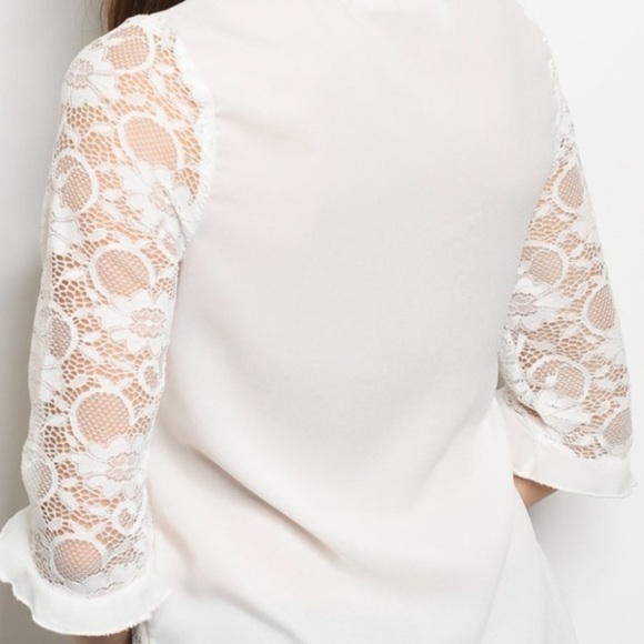 Floral Lace top - Picture 3 of 3